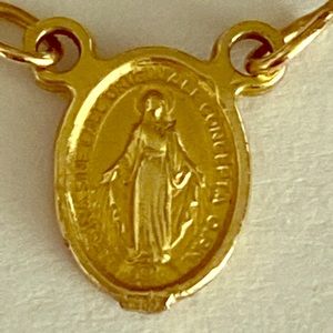 Gold necklace